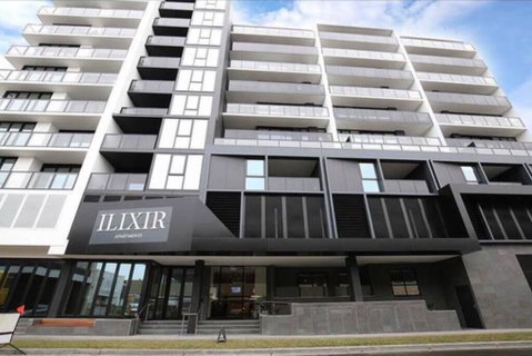 Modern Luxury 3 Bedroom Apartment With Sea Views - Sunshine Coast Tourism 1