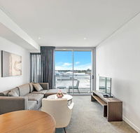 Modern Studio Apartment in Chatswood - Holiday Sunshine Coast