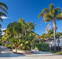 Mollymook Caravan Park - Sunshine Coast Tourism