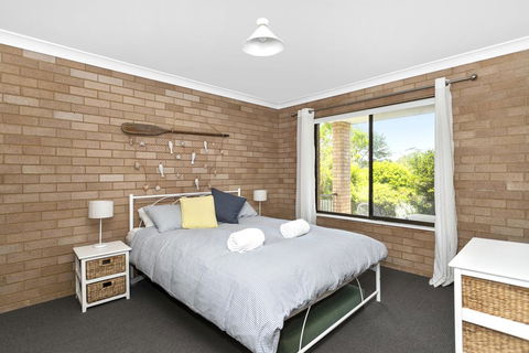 Mollymook Links - Sunshine Coast Tourism 2