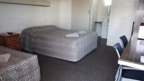 Monto Colonial Motor Inn - Sunshine Coast Tourism 0