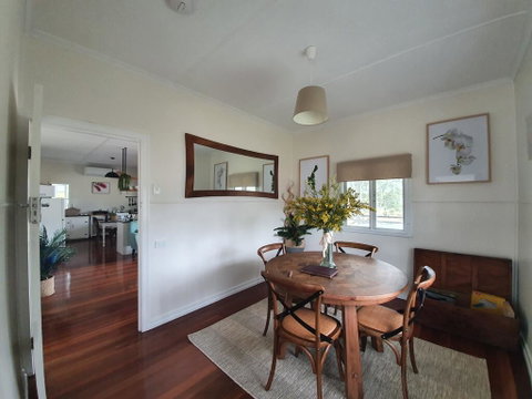 Moongalba Cottage - Sunshine Coast Tourism 3
