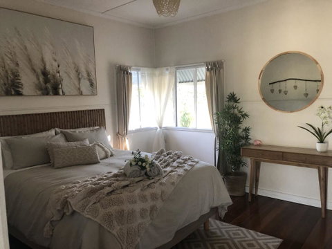 Moongalba Cottage - Sunshine Coast Tourism 1