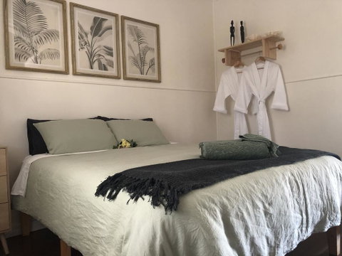 Moongalba Cottage - Sunshine Coast Tourism 2