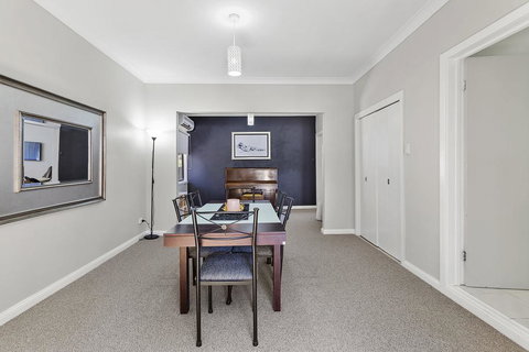 Morna Point Road 86A, Nell's Cottage - Sunshine Coast Tourism 0