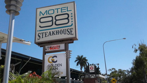 Motel 98 - Sunshine Coast Tourism 1