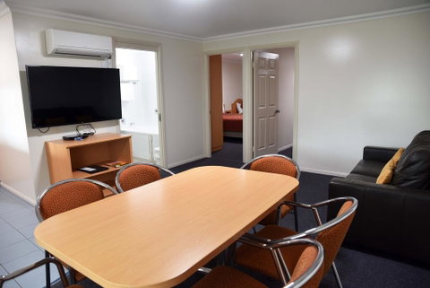 Motel Carnarvon - Sunshine Coast Tourism 2