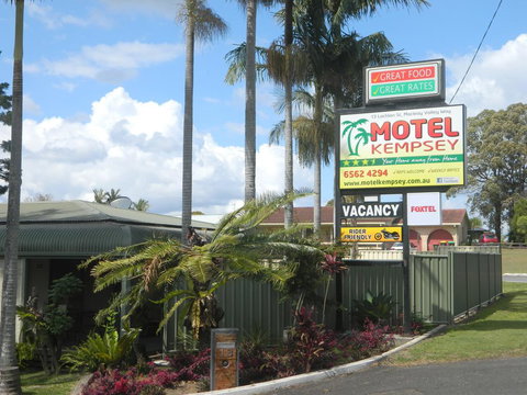 Motel Kempsey - Sunshine Coast Tourism 0