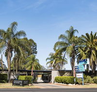 Motel Oasis - Holiday Sunshine Coast