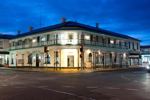 Mount Gambier Hotel - Holiday Sunshine Coast 0