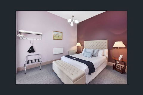 Mount Victoria Manor - Sunshine Coast Tourism 1
