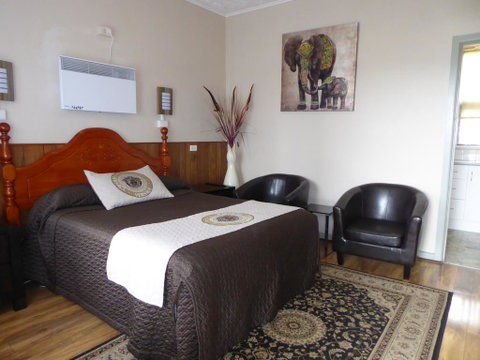 Mount View Motel - Holiday Sunshine Coast 2