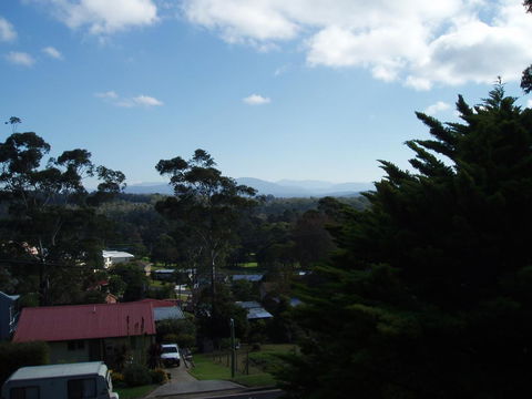 Mountain View Beach House - Sunshine Coast Tourism 1