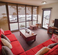 Mountain View Chalet at Heidi's - Sunshine Coast Tourism