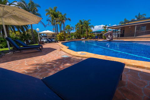 Mountain View Resort - Sunshine Coast Tourism 3