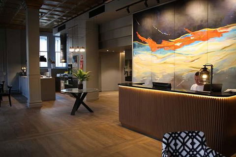 Mrs Banks Hotel - Sunshine Coast Tourism 1