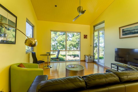 Mt Hay Retreat - Holiday Sunshine Coast 1