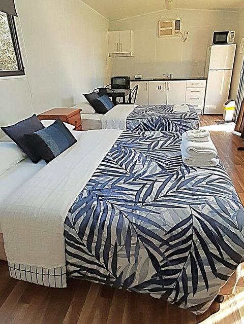 Mt Larcom Tourist Park - Holiday Sunshine Coast 3