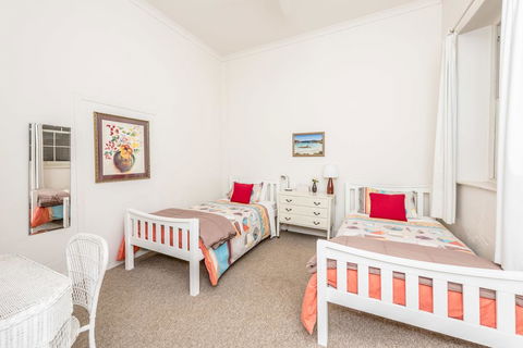 Mt Pleasant Holiday Homestead - Sunshine Coast Tourism 2
