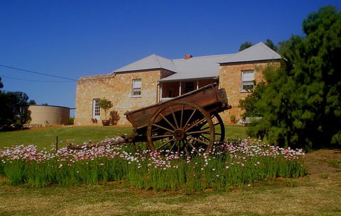 Mt Pleasant Holiday Homestead - Sunshine Coast Tourism 0