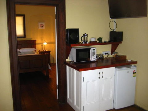 Mudgee Bed And Breakfast - Holiday Sunshine Coast 0