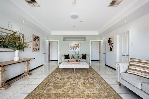 Mudgee Guesthouse - Holiday Sunshine Coast 1