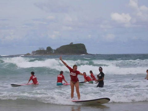 Mudjimba Esplanade Villa - Sunshine Coast Tourism 0