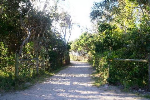 Mudjimba Esplanade Villa - Sunshine Coast Tourism 2