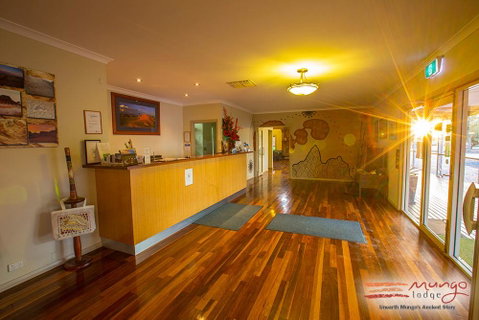 Mungo Lodge - Sunshine Coast Tourism 3