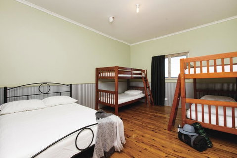 Mungo Shearers' Quarters - Sunshine Coast Tourism 2