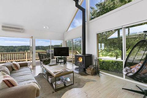 Nafplio Luxury Hideaway With Open Fireplace, On 3 Acre Vineyard, Water Views, Close To Wineries - Sunshine Coast Tourism 1