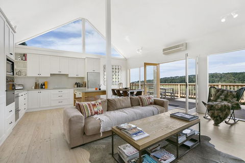 Nafplio Luxury Hideaway With Open Fireplace, On 3 Acre Vineyard, Water Views, Close To Wineries - Sunshine Coast Tourism 2