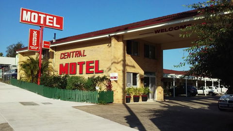 Nambour Central Motel - Holiday Sunshine Coast 0