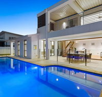 Narrabeen Beach House - Holiday Sunshine Coast