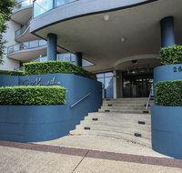 Nautilos On The Harbour - Sunshine Coast Tourism