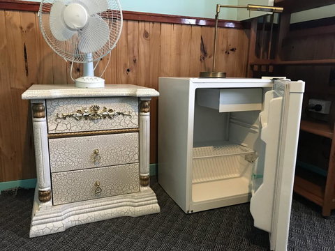 Neat And Nice Room - Sunshine Coast Tourism 3