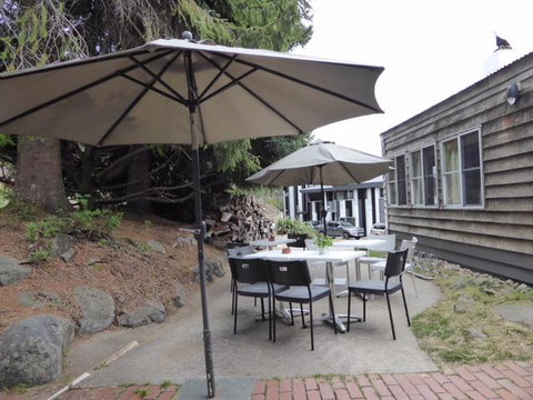 Nelse Lodge - Sunshine Coast Tourism 1