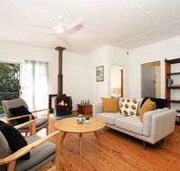 Nest - Pet Friendly - 2 Min Walk to Beach - Sunshine Coast Tourism