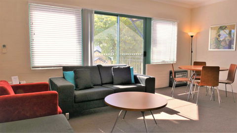 Dowler Apartments Subiaco - Holiday Sunshine Coast 8