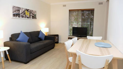 Dowler Apartments Subiaco - Holiday Sunshine Coast 20