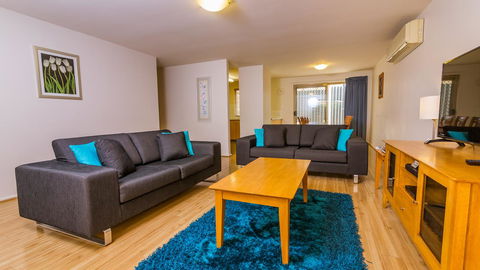 Dowler Apartments Subiaco - Holiday Sunshine Coast 23