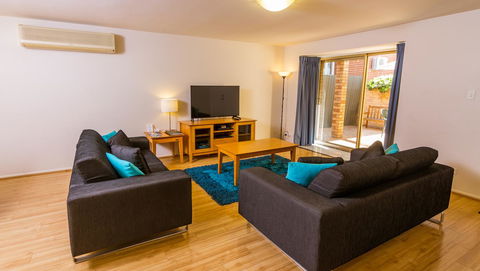 Dowler Apartments Subiaco - Holiday Sunshine Coast 35
