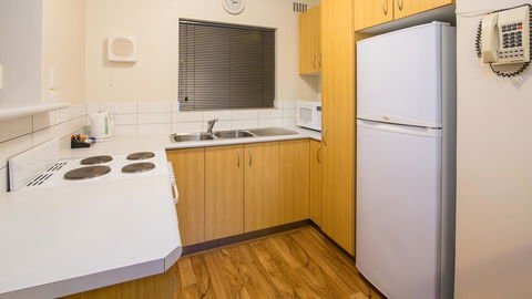 Dowler Apartments Subiaco - Holiday Sunshine Coast 17