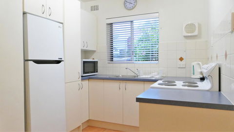 Dowler Apartments Subiaco - Holiday Sunshine Coast 9