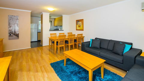 Dowler Apartments Subiaco - Holiday Sunshine Coast 25