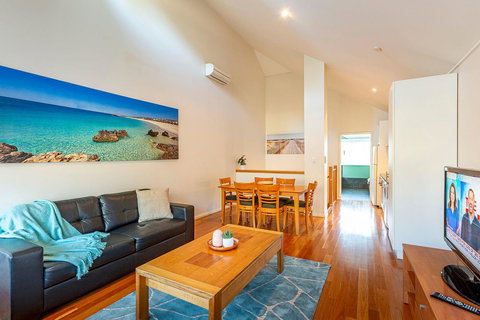 Prideau\'s Of Margaret River - Sunshine Coast Tourism 30