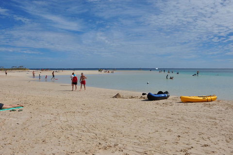 Albany Beachside Accommodation - Sunshine Coast Tourism 16