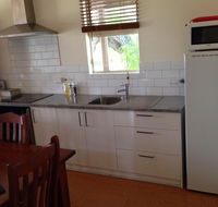 Albany Beachside Accommodation - Sunshine Coast Tourism