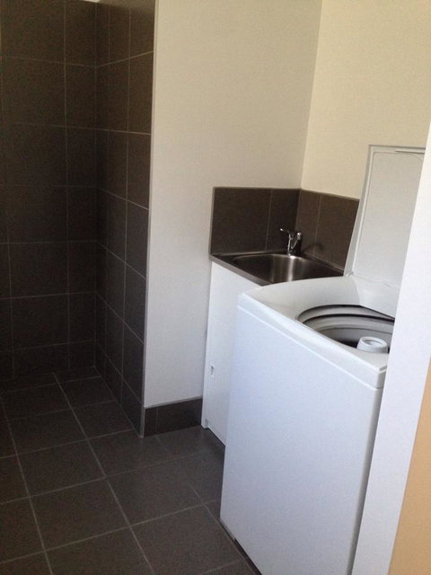 Albany Beachside Accommodation - Sunshine Coast Tourism 3