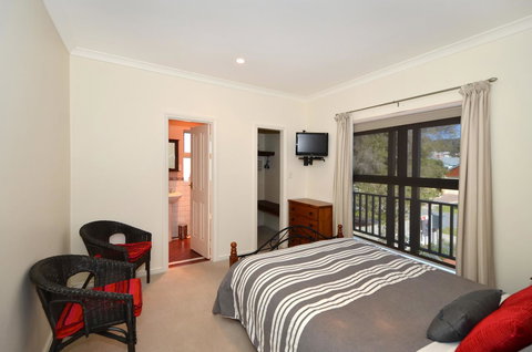 Albany Beachside Accommodation - Sunshine Coast Tourism 13